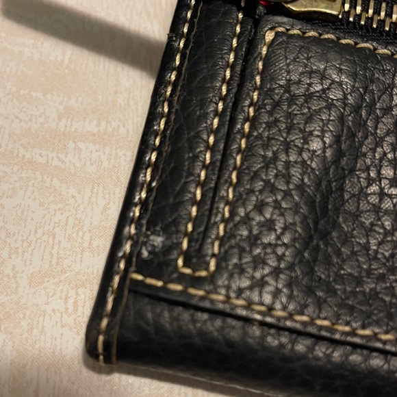 Dooney & Bourke Black Pebbled Leather Continental Wallet Clutch - Picture 4 of 12